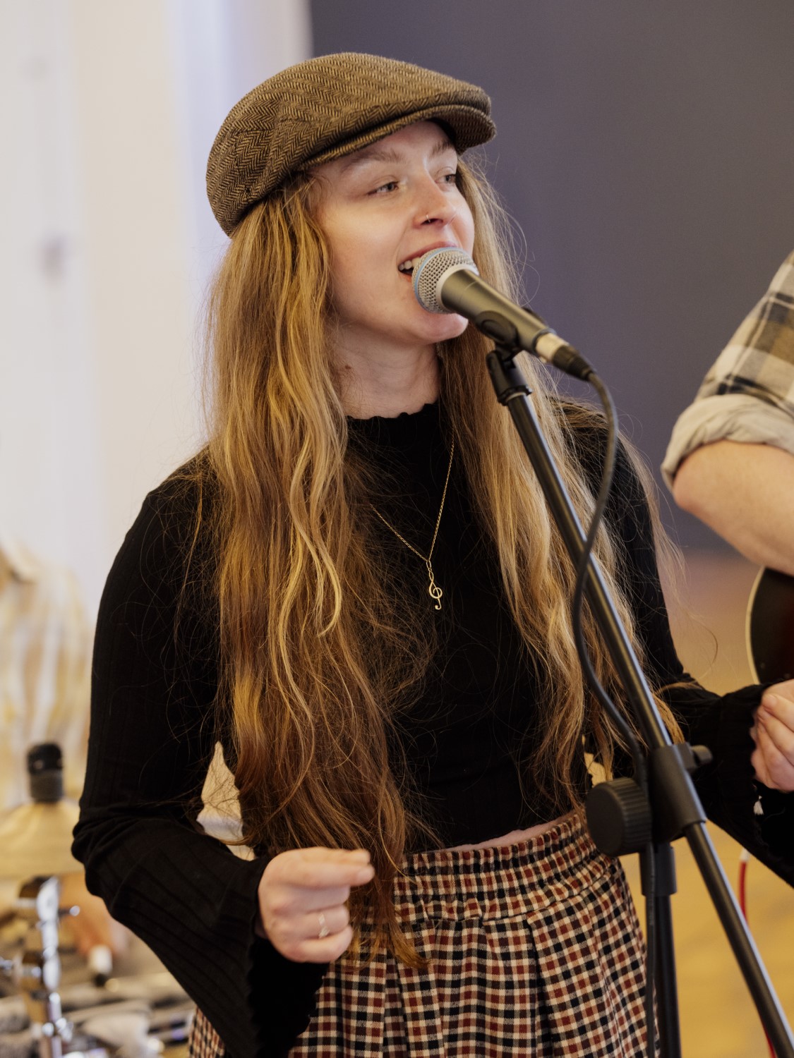 Bruiloftzangeres Rachelle Adriënne zingt op Trouwbeleving in Van Nelle fabriek in Rotterdam