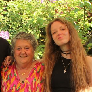 Zangeres Rachelle met Germa